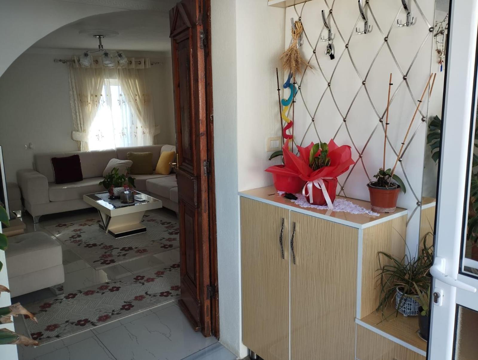 Rondo Guesthouse Gjirokaster Luaran gambar