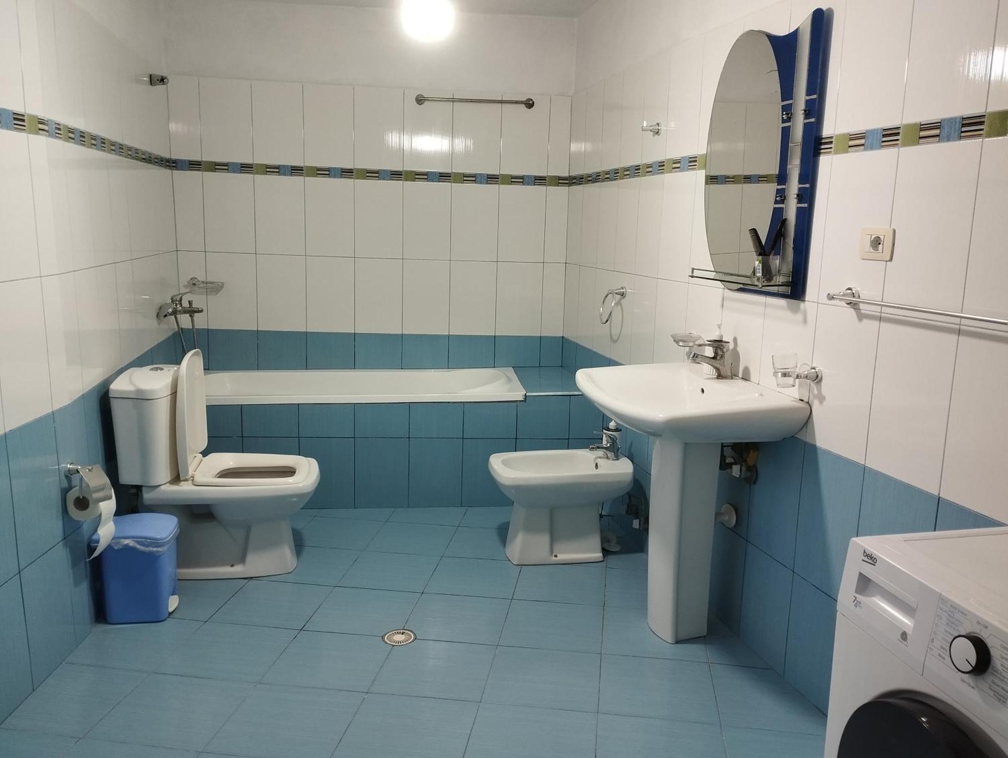 Rondo Guesthouse Gjirokaster Luaran gambar